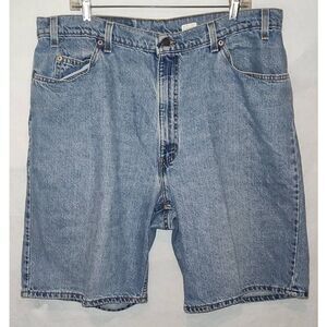 Levi Strauss 560 Loose fit shorts. W 40 L 11. Some distressing.